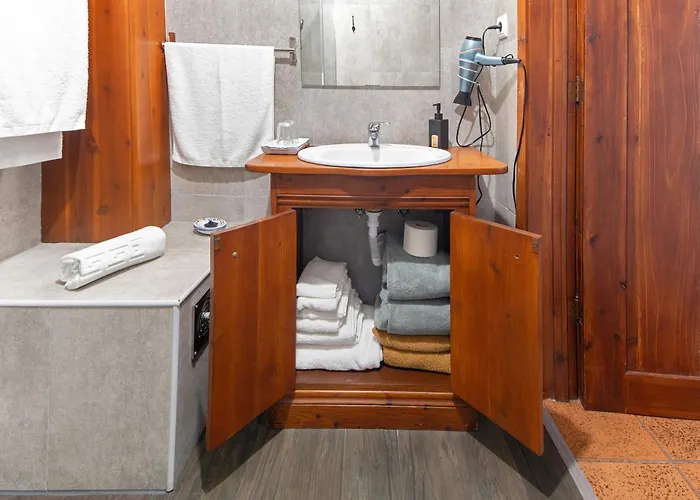 Casa Do Largo - Acores *